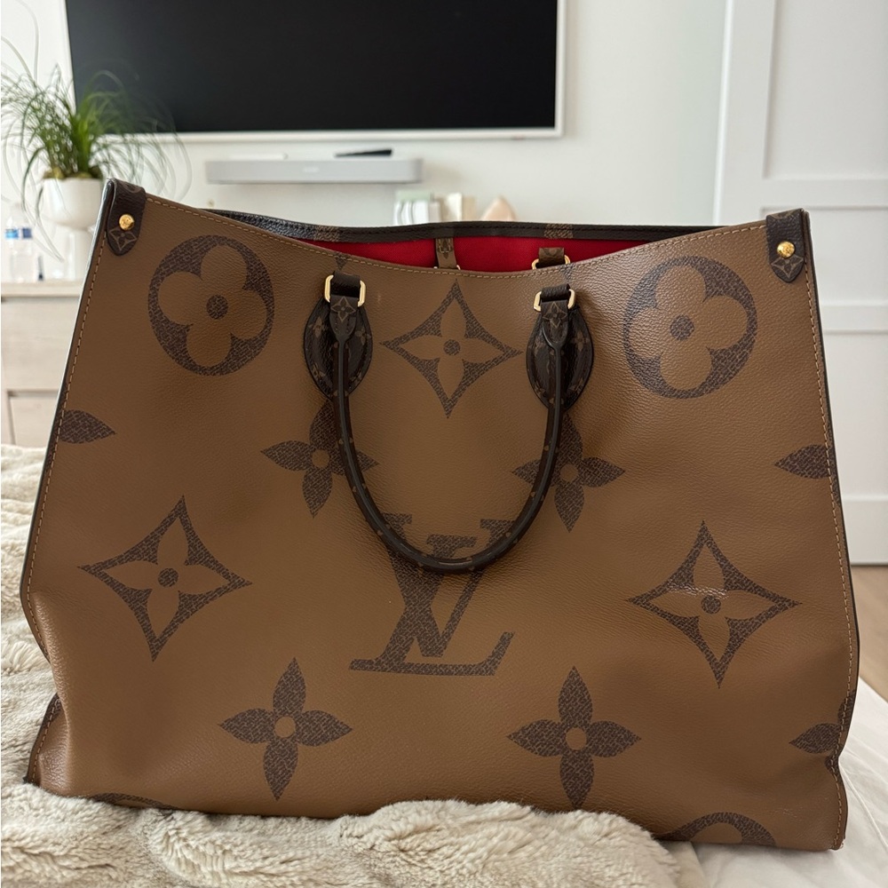 Louis Vuitton On the go MM tote bag